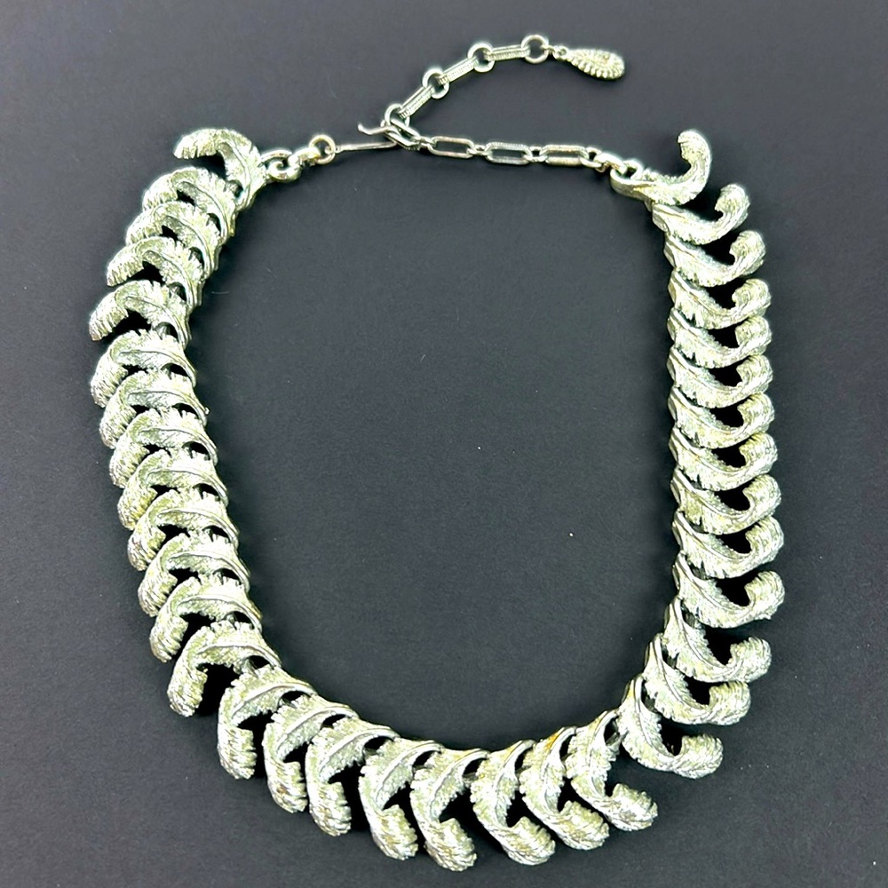 Vintage silver leaf 50’s choker necklace